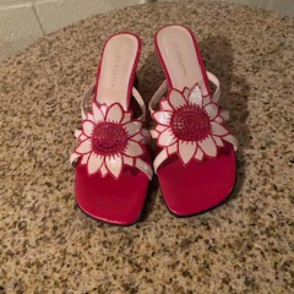 Cute PINK FUSCHIA Flower Wedge Summer Shoes sz 7 like new